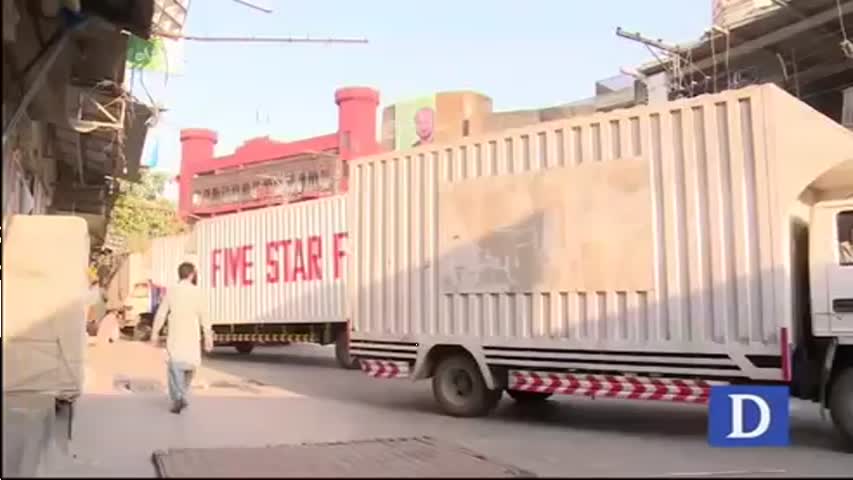 Lal Haveli sealed with containers