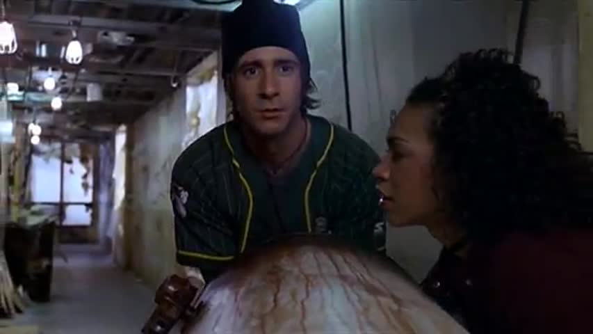 Dark Angel - Season 1 Episode 16 - Shorties in Love 