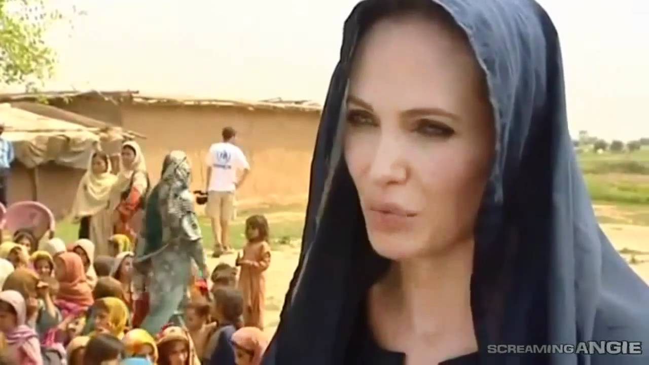 Angelina Jolie Speaks pakistan 2010