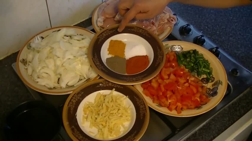 CHICKEN JALFREZI CURRY *COOK WITH FAIZA*