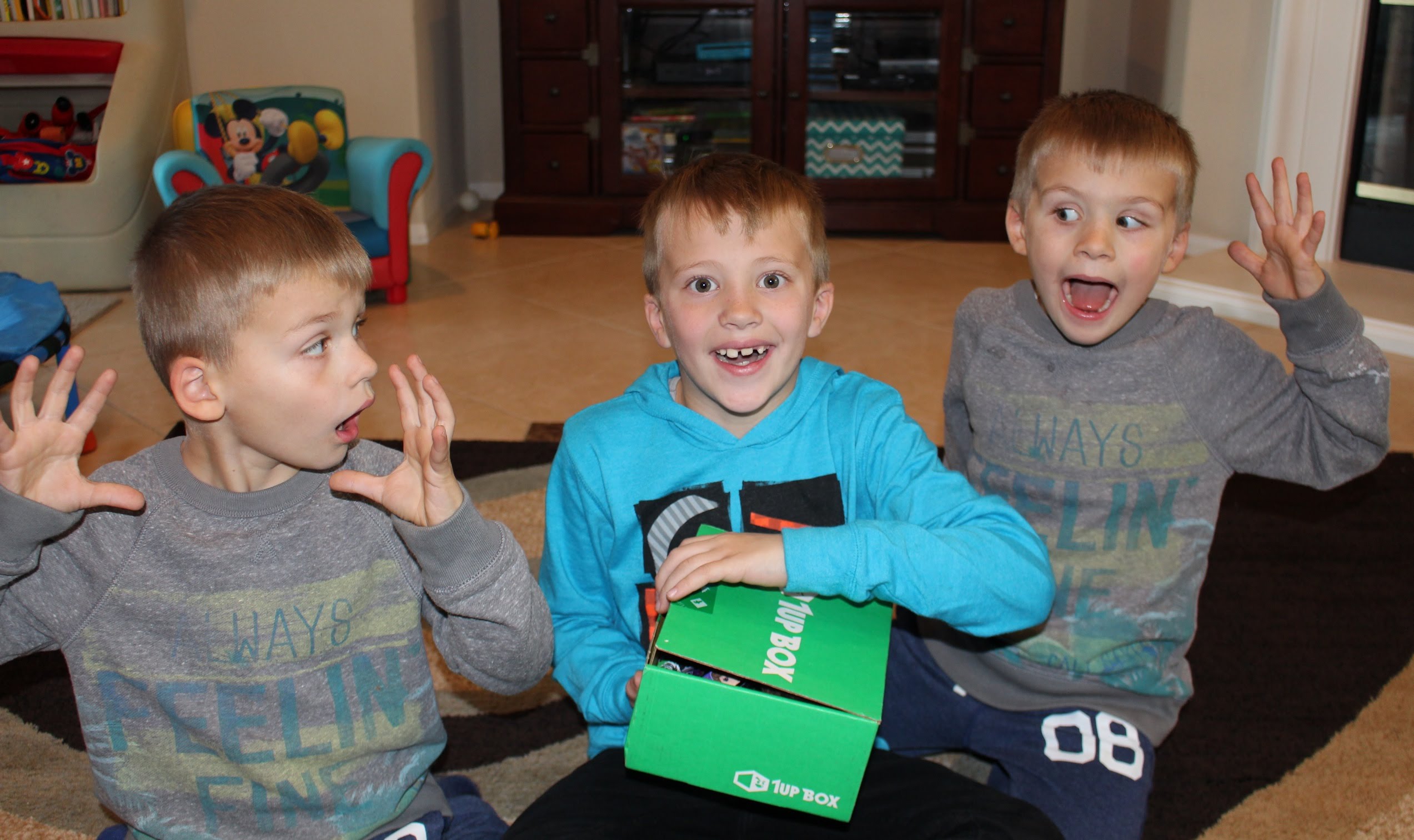 Surprise Goodie Box -- Star Wars, Star Trek, Guardians of the Galaxy, Wall-E - 1UP BOX