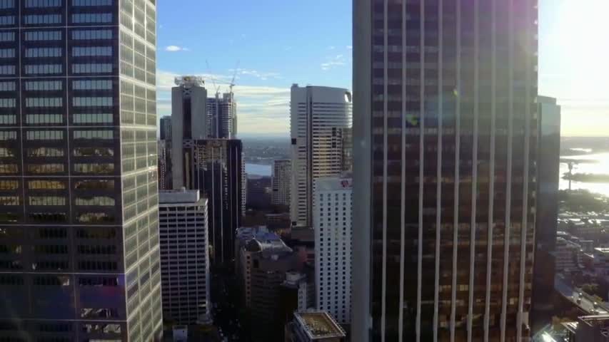 Hyde & Seek - Season 1 Episode 1