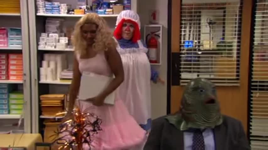  The Office - Season 5 Episode 5 - Employee Transfer