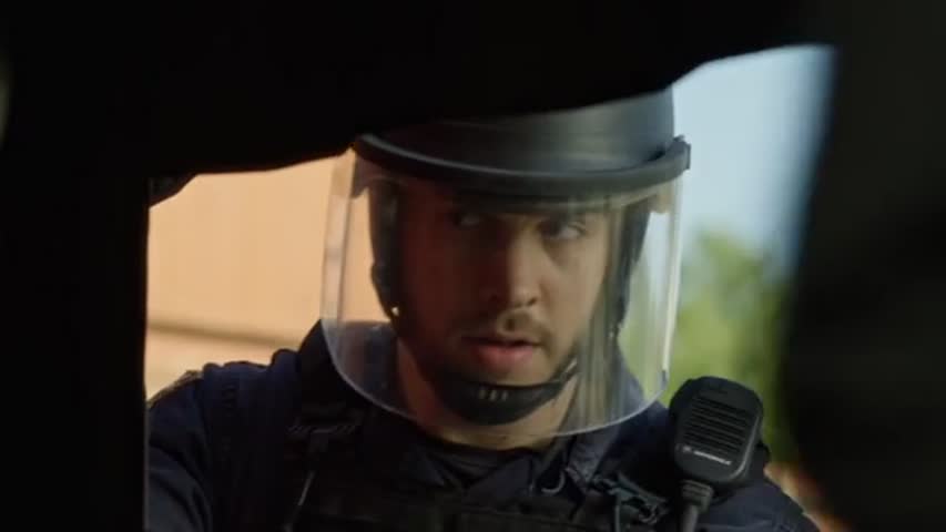 Containment - Season 1 Episode 10 - A Time to Be Born