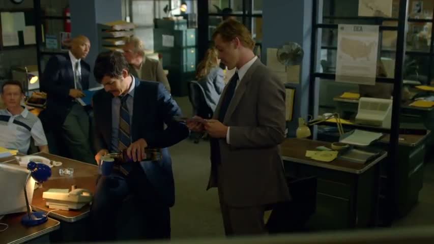 Narcos - Season 1 Episode 10 - Despegue