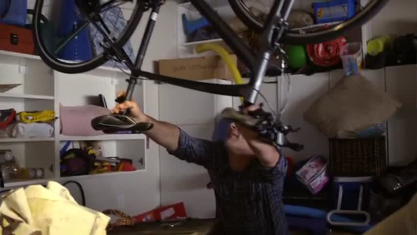 Modern Family - Season 2 Episode 1 - The Old Wagon