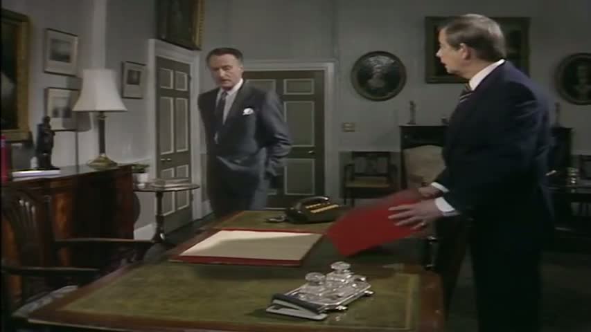 Yes Prime Minister S01 E06 A Victory for Democracy