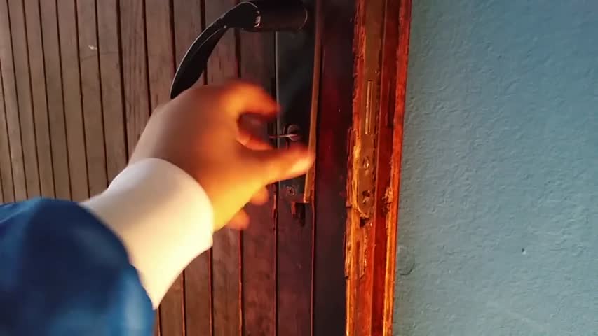 2 Ways to Open a Lock 