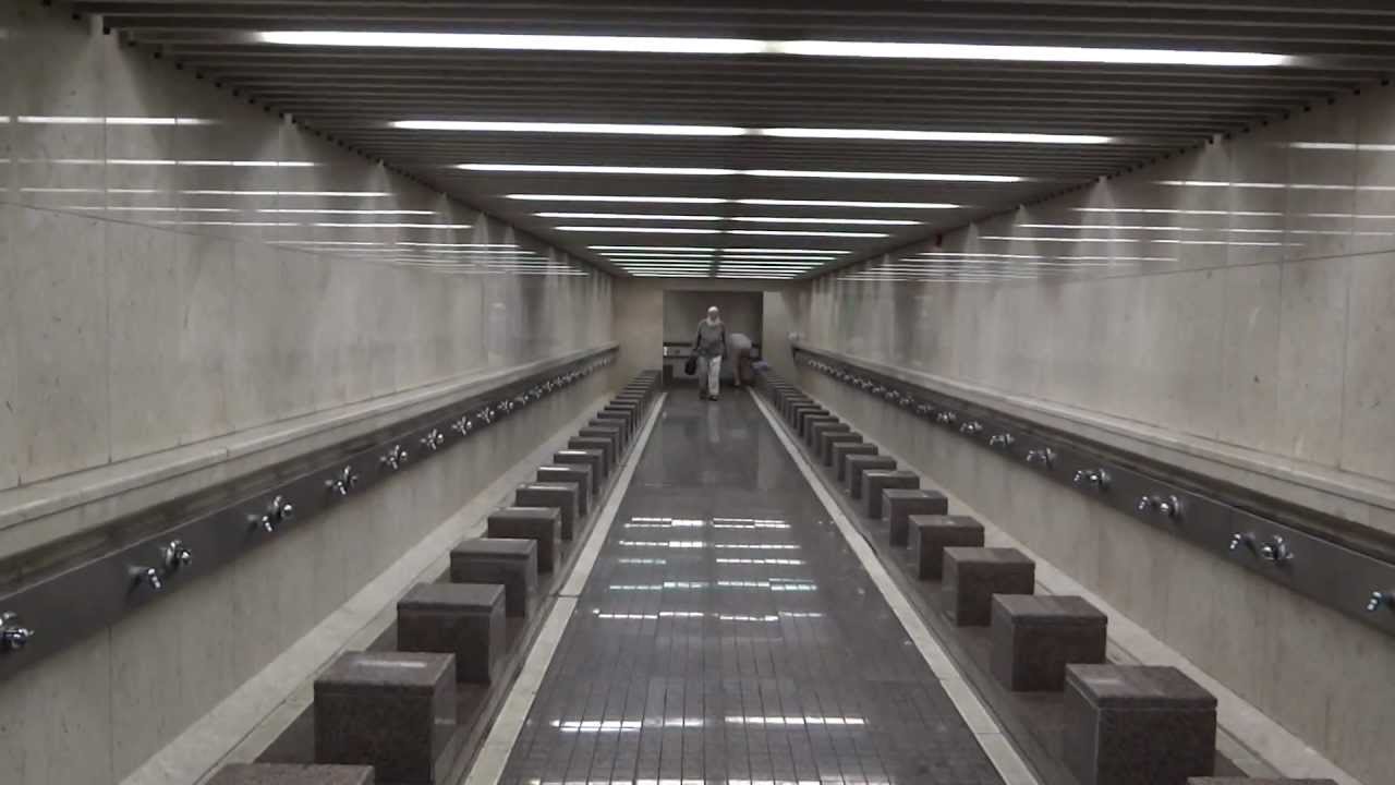 car parking of masjid al NABVI(s.a.w.w)