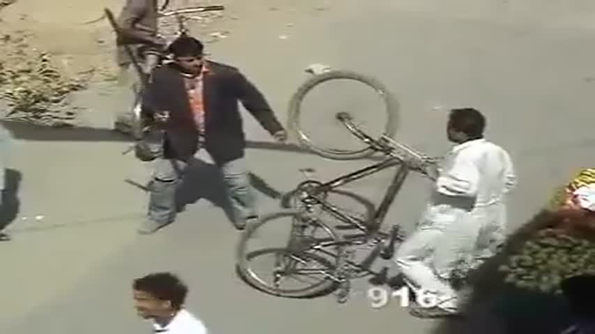 Crazy Man Prank Pakistani
