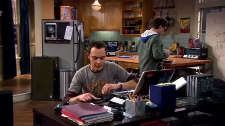  The Big Bang Theory - Season 1 Episode 8 - The Grasshopper Experiment