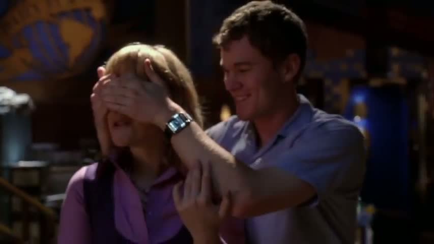 Smallville - Season 6 Episode 20 - Noir 