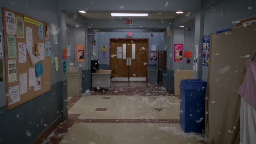 Community - Season 3 Episode 14 - Pillows and Blankets (2)