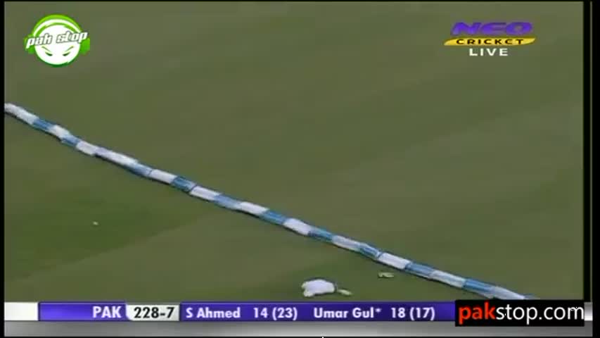 Umar Gul 39 Runs Asia Cup 2012 l 1st Match Pakistan vs Bangladesh