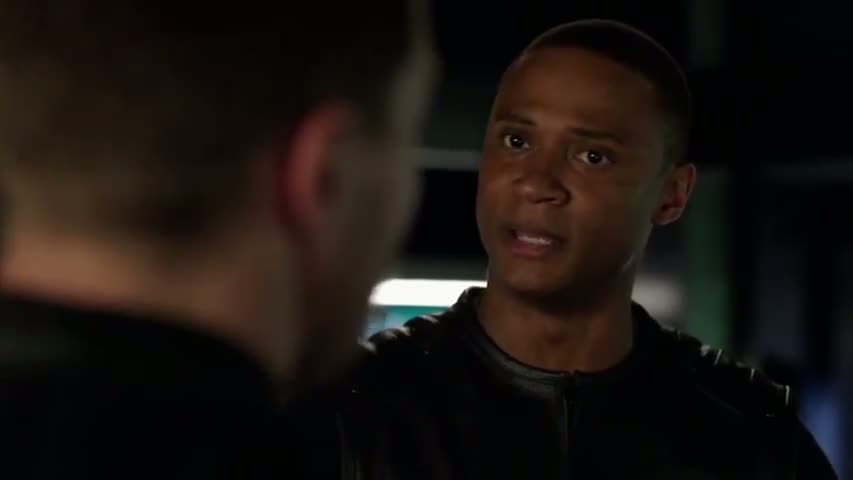 Arrow - Season 4 Episode 11 - A.W.O.L.