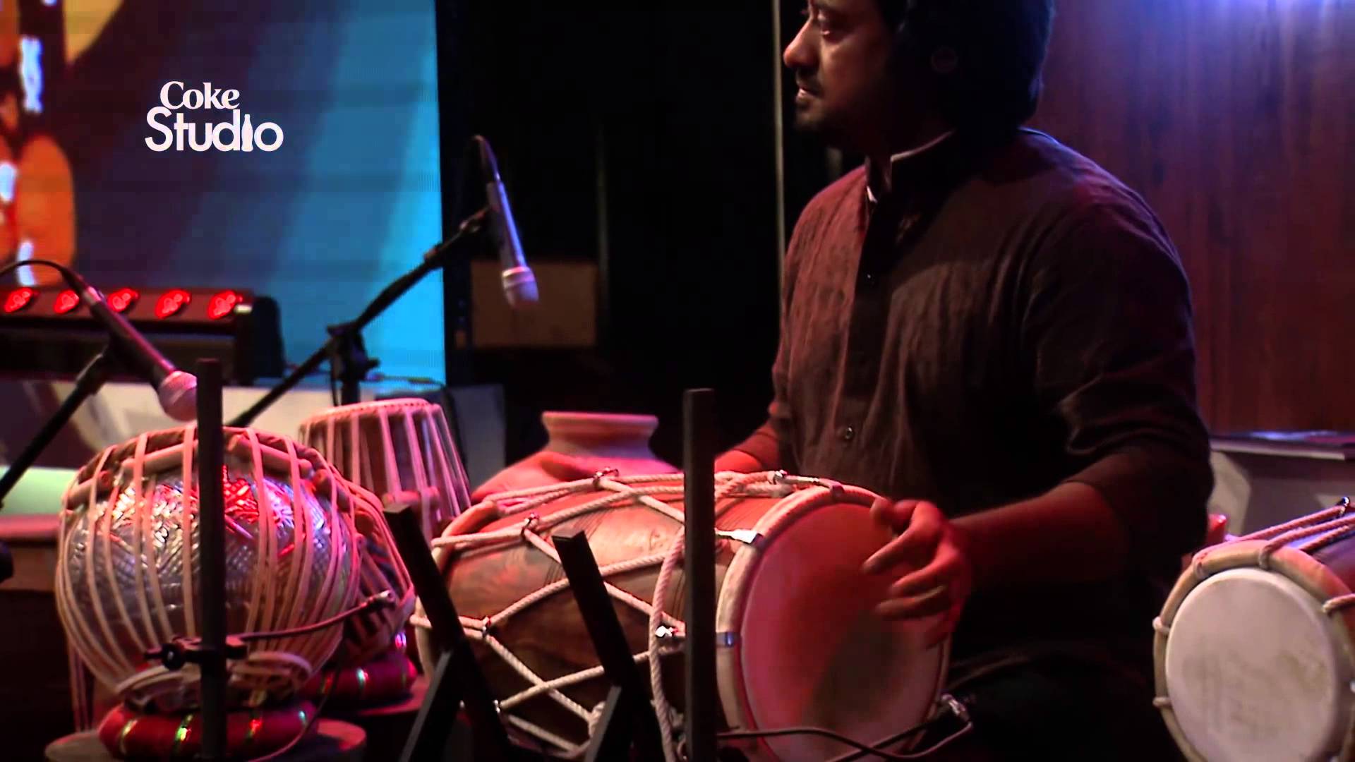 Akhtar Chanal, Komal Rizvi & Momin Durrani, Washmallay, Coke Studio Season 7, Episode 2