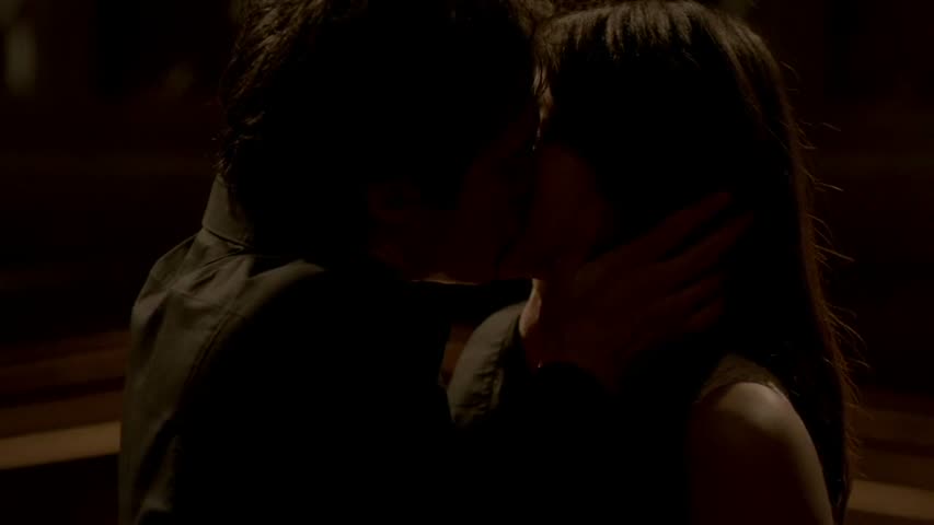 The Vampire Diaries - Season 5 Episode 6 - Handle with Care