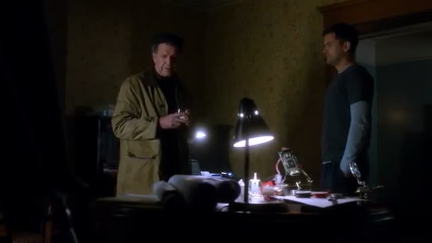 Fringe 4 S0 E10 Forced Perspective