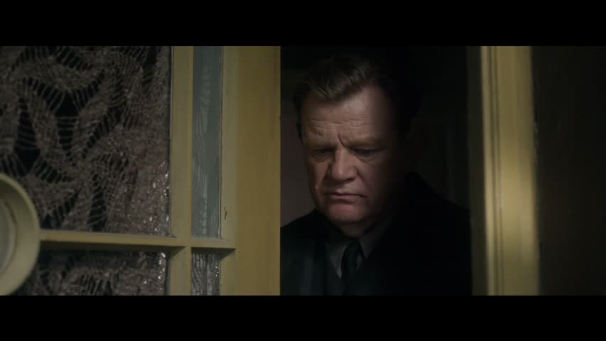 Alone in Berlin Trailer 1 (2017)