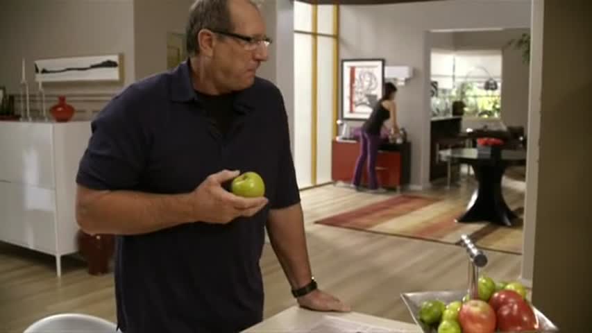 Modern Family - Season 1 Episode 5 - Coal Digger