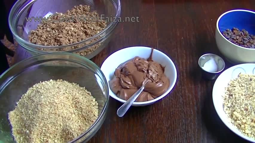 FERRERO ROCHER CHOCOLATE - فرریرو روشر چاکلیٹ -  *COOK WITH FAIZA*