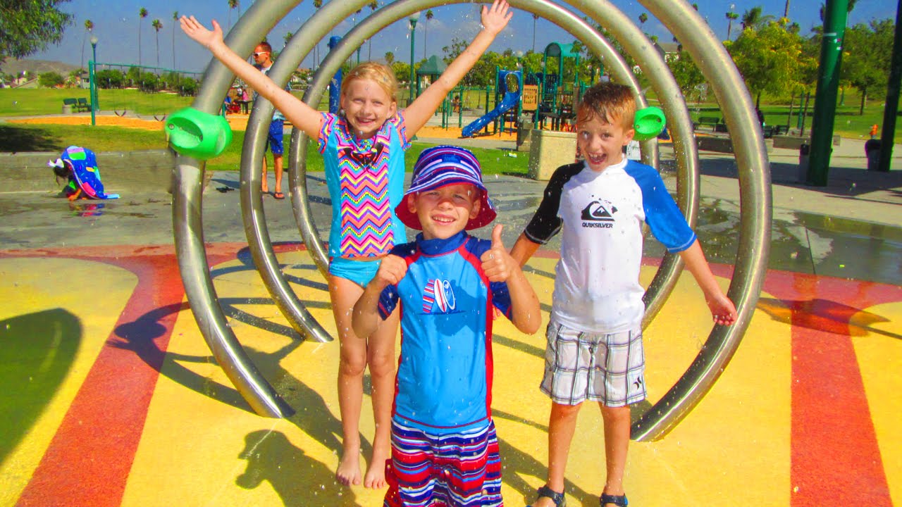 Splash Pad Water Park FUN!!