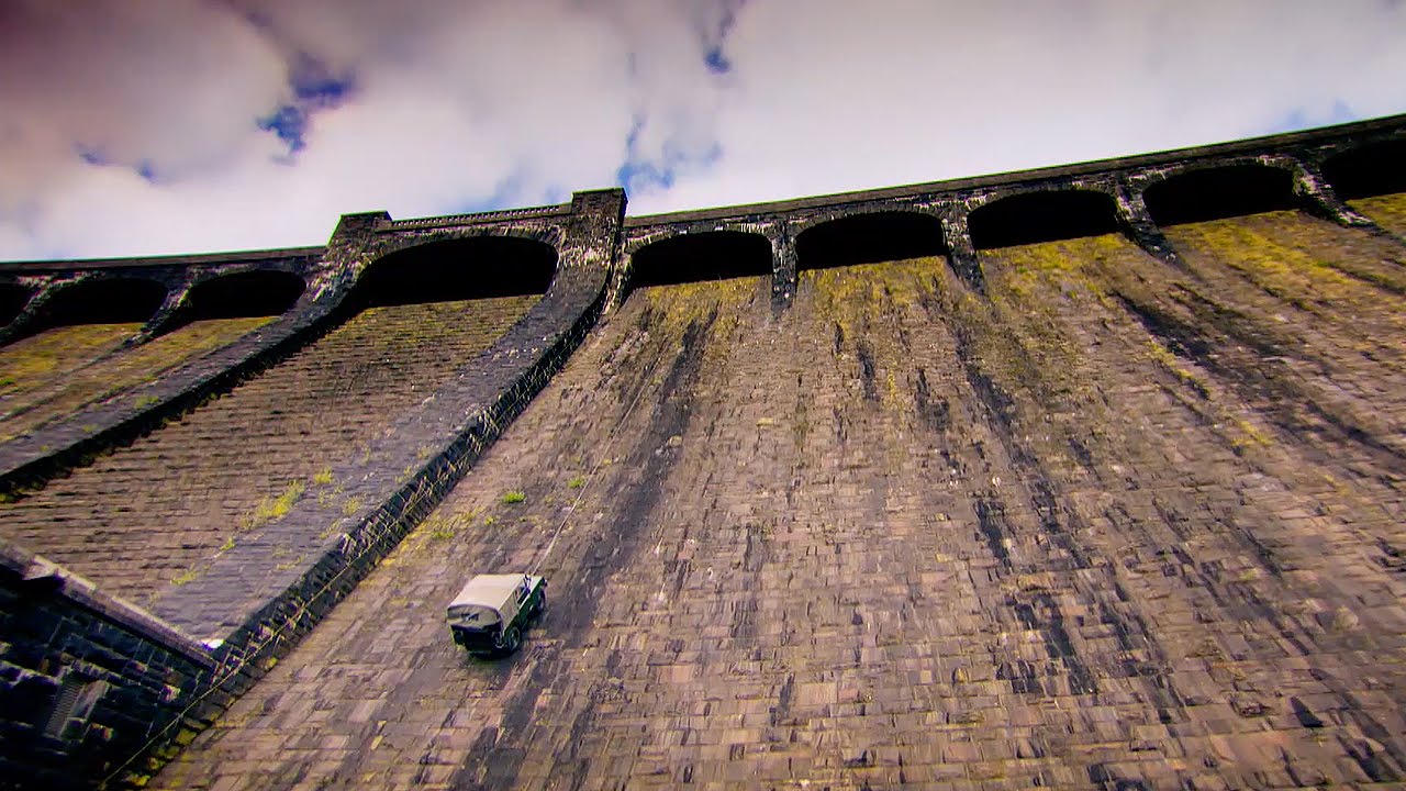 Climbing A Dam In A Land Rover - Top Gear - Series 22 - BBC