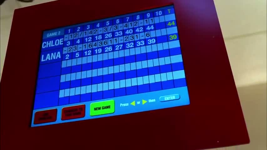 Smallville - Season 6 Episode 15 - Freak 