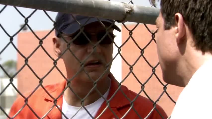 Arrested Development - Season 1 Episode 04: Key Decisions