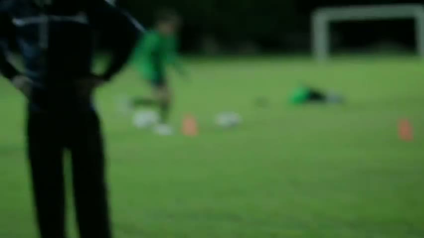 Cleverman - Season 1 Episode 2 - Containment 