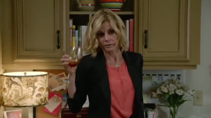 Modern Family - Season 6 Episode 3 - The Cold