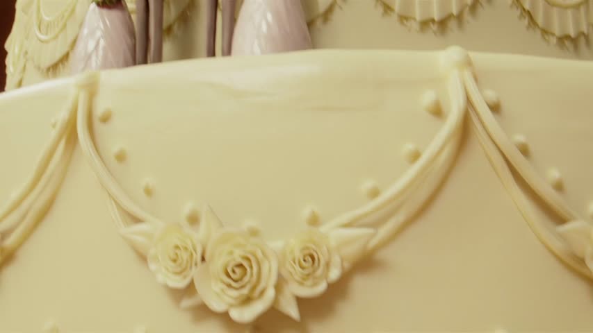  Grace and Frankie - Season 1 Episode 6 - The Earthquake