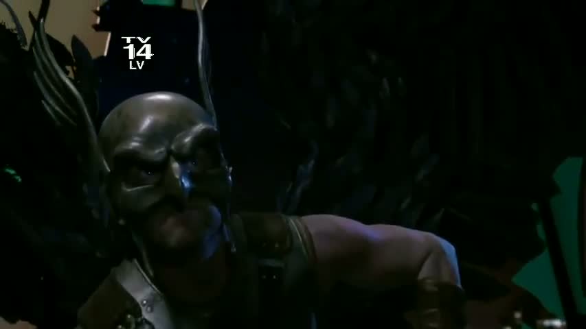  Smallville - Season 10 Episode 12 - Collateral 