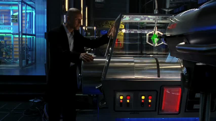 Smallville - Season 4 Episode 17 - Onyx 