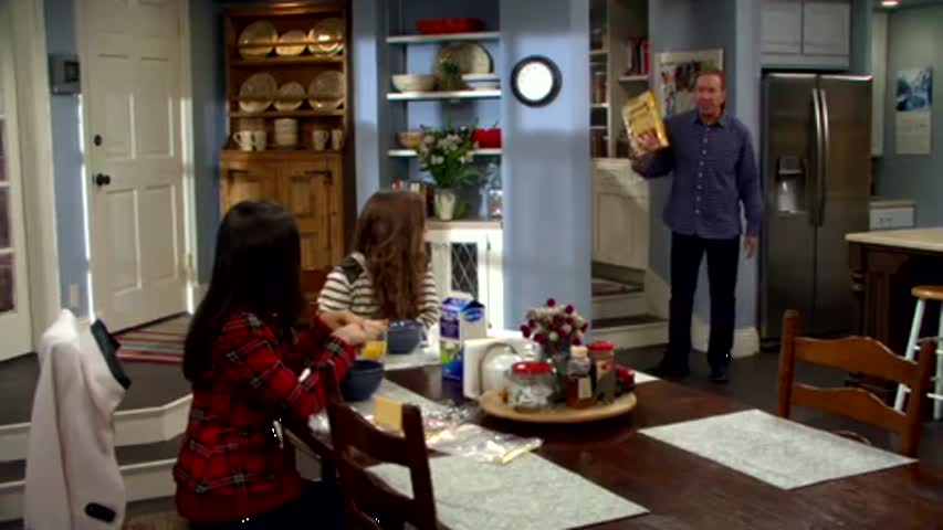  Last Man Standing - Season 3 Episode 8 - Vanessa Fixes Kyle