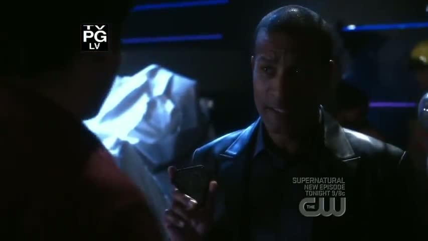 Smallville - Season 8 Episode 12 - Bulletproof