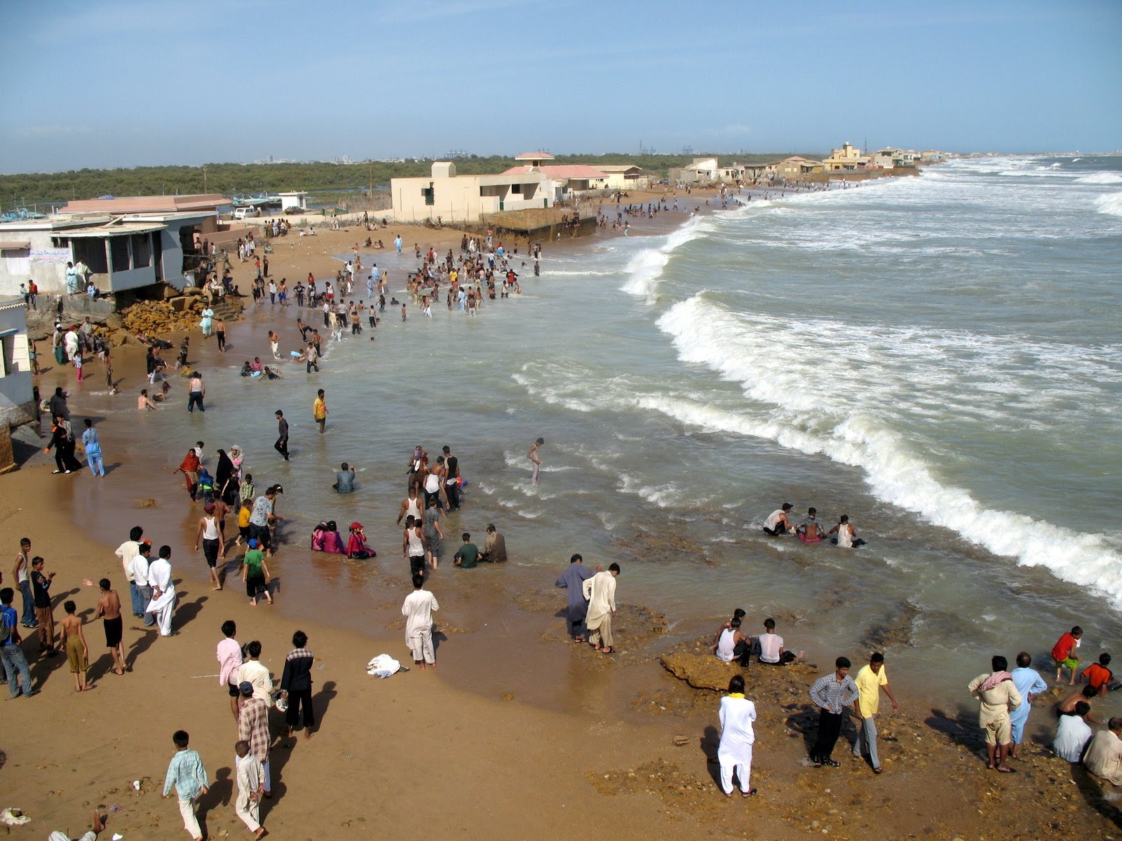 City by the Sea - The Future of Karachi's Coastline (Urdu)