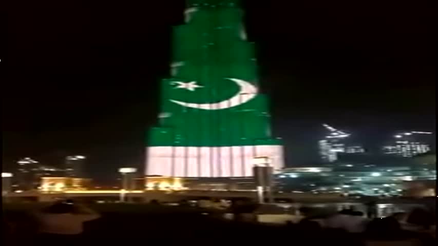 Pakistan Flag Burj Khalifa lights up with Pakistan colours