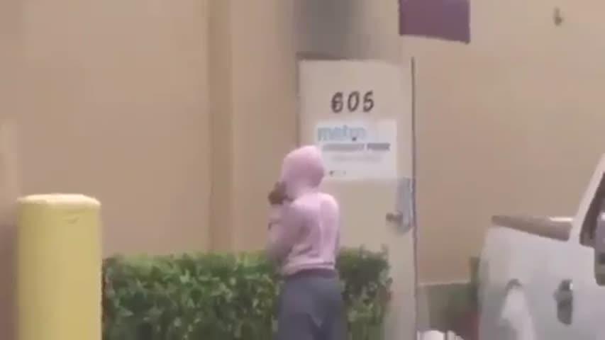 Hurricane Irma Looters SAVAGE Stealing In Florida 9/11/17