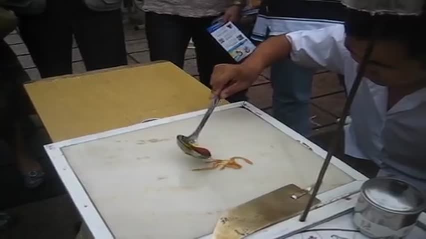 Amazing Street Foods-Chinese Sugar Artist