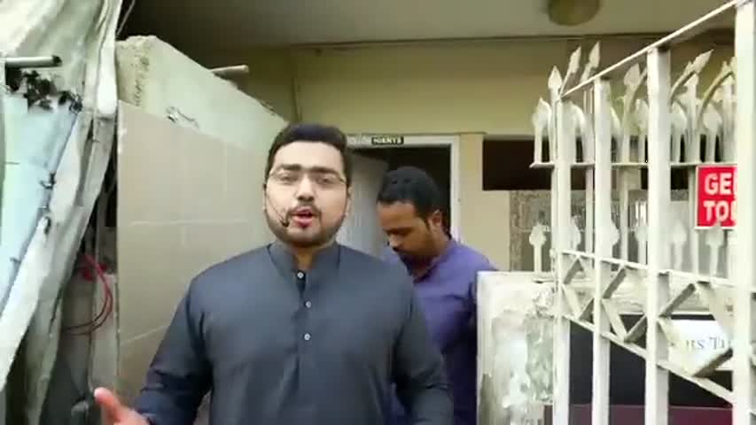 Best Ever Parody of Amir Liaquat By 3 Idiots Pakistan 2016