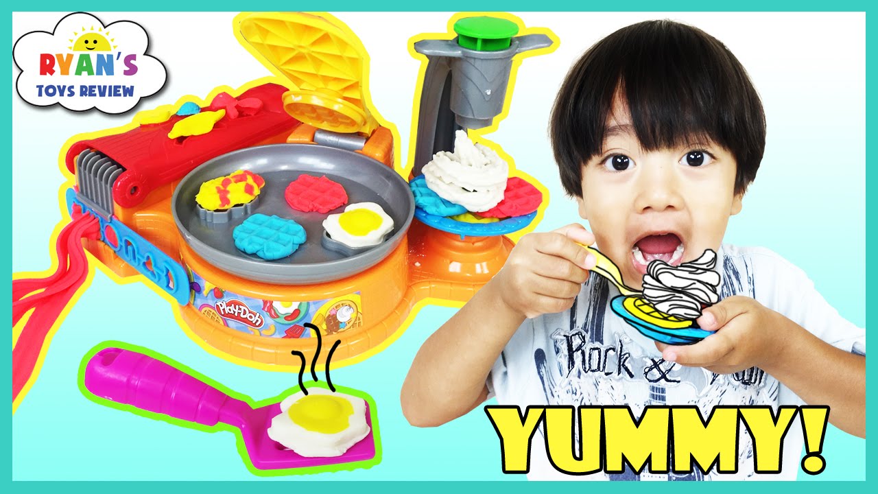 Play Doh Breakfast Cafe toys for Kids Waffle Maker Play Dough Food Playset Ryan ToysReview