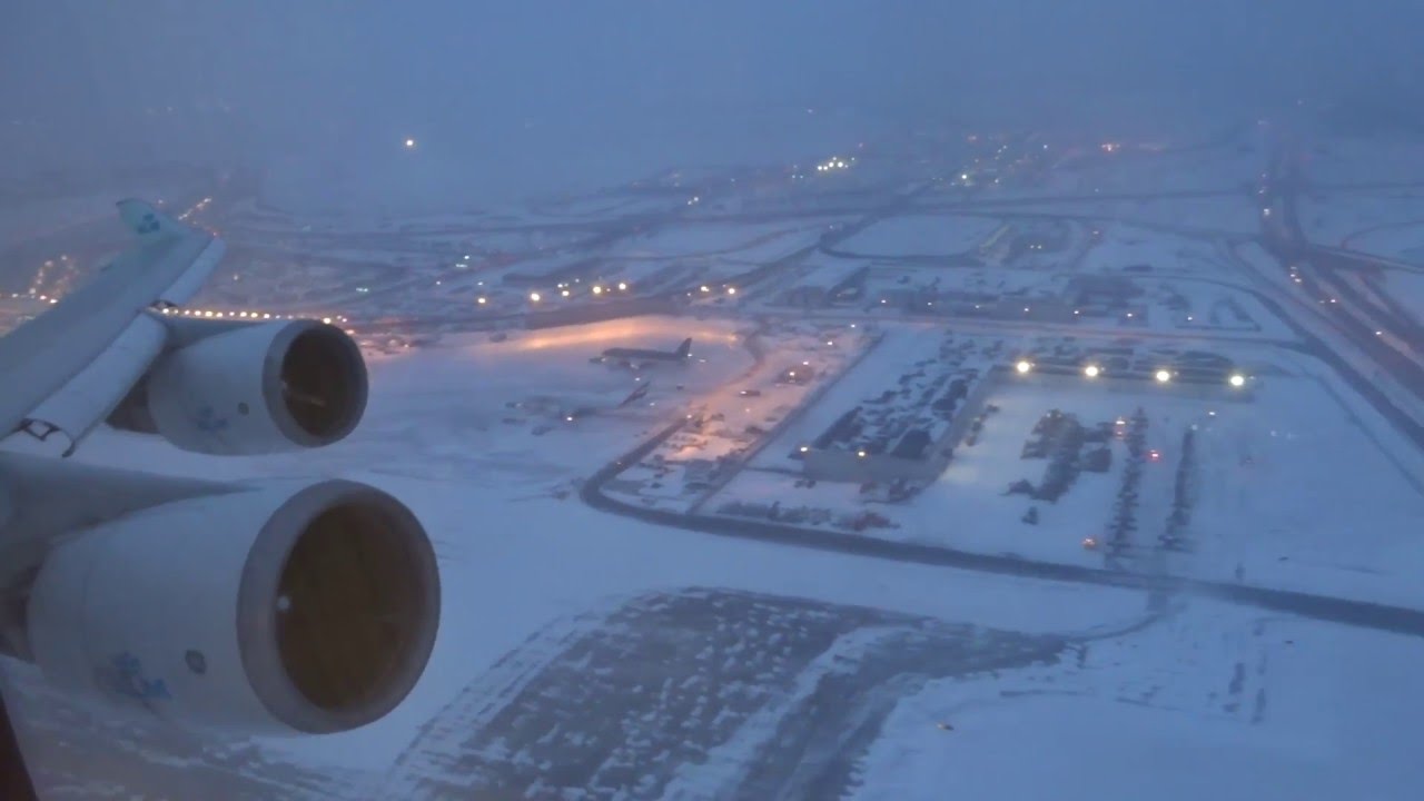 KLM 747-400 - O'hare to Amsterdam Takeoff After Snow Storm