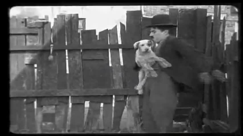1918 - Charlie Chaplin - A Dog's Life-3.avi