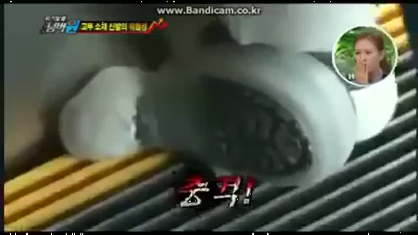 Video Dangerous Of Escalator