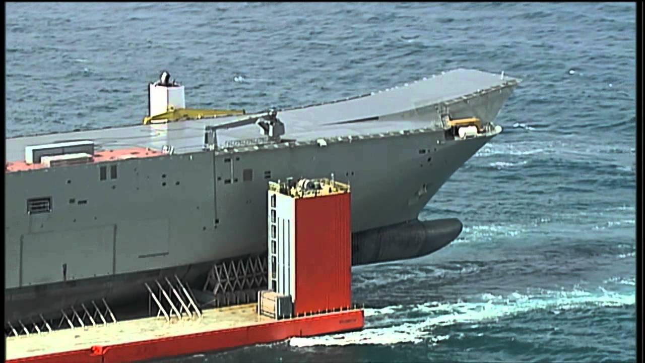 LHD arrival in Port Phillip Bay
