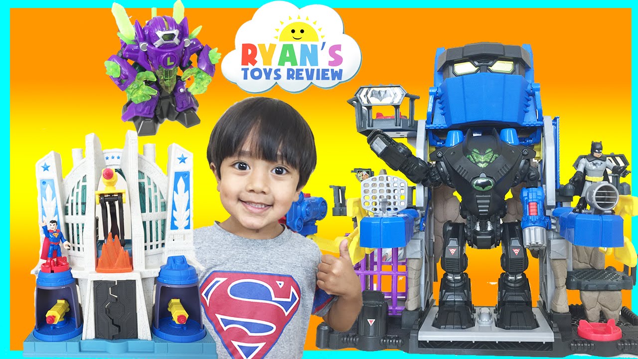 Batman Imaginext Toys Robo Batcave Superman Hall of Justice DC Super Friends SuperHeroes Toys