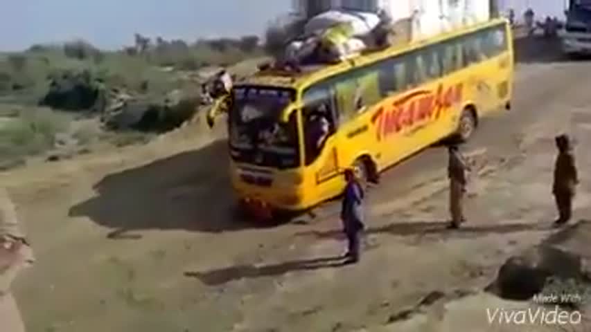 pakistani metro bus driver unbelievable driving on dangerous river crossing heavy vehicles