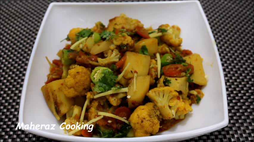 Aaloo Gajar Gobi Ki sabzi ( how to make carrots,potatoes and cauliflower