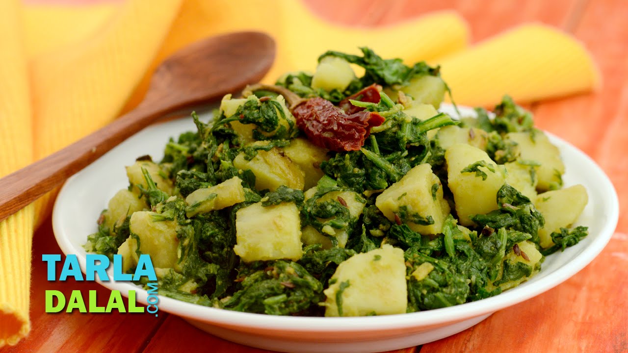 Aloo Palak by Tarla Dalal